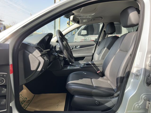 M-BENZ賓士 C220  第9張相片