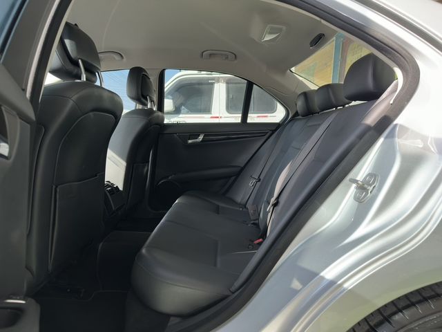 M-BENZ賓士 C220  第10張相片