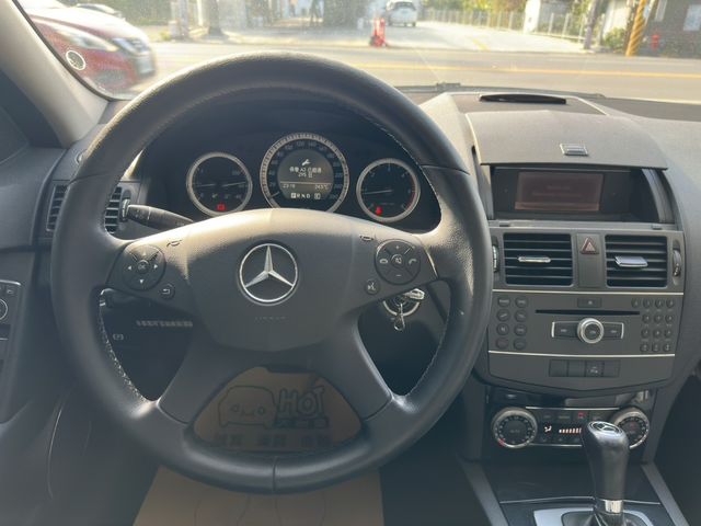 M-BENZ賓士 C220  第11張相片