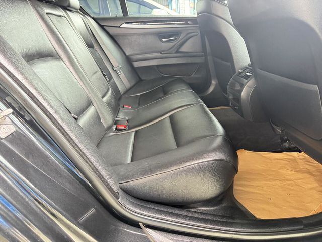 BMW寶馬 520  第17張相片