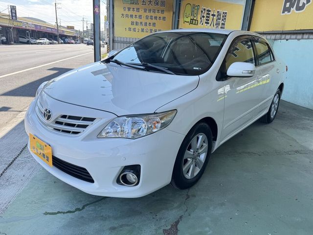 TOYOTA豐田 ALTIS  第1張相片