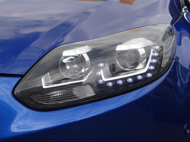 2015年福特 FOCUS 天窗 2.0  藍色  第13張相片