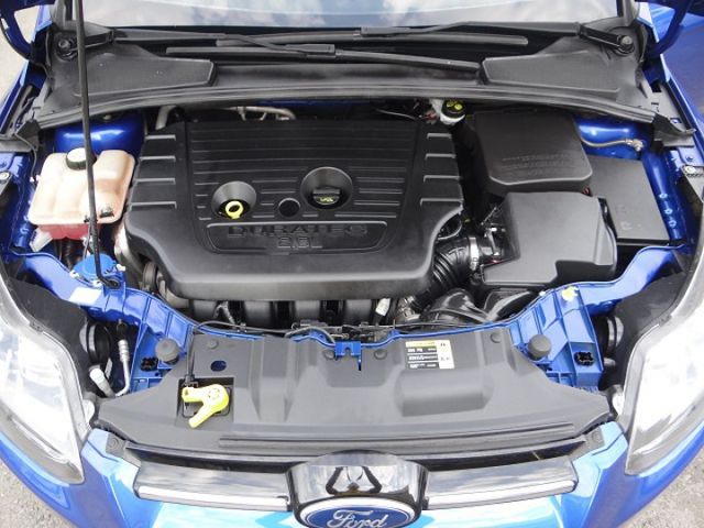 2015年福特 FOCUS 天窗 2.0  藍色  第17張相片