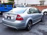 2005年福特 FOCUS 1.8 天窗 淺灰色  第18張縮圖