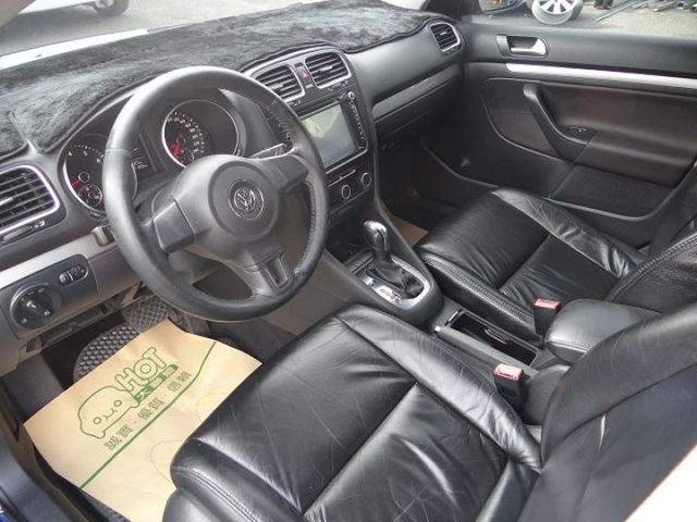 2011年福斯 GOLF VARIANT 1.4 TS1 1.4 倒車雷達 倒車影像 藍色  第4張相片