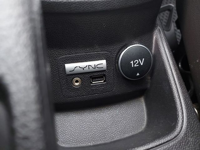 2017年福特 FIESTA S I-KEY 液晶螢幕 衛星導航 1.0 藍色  第10張相片