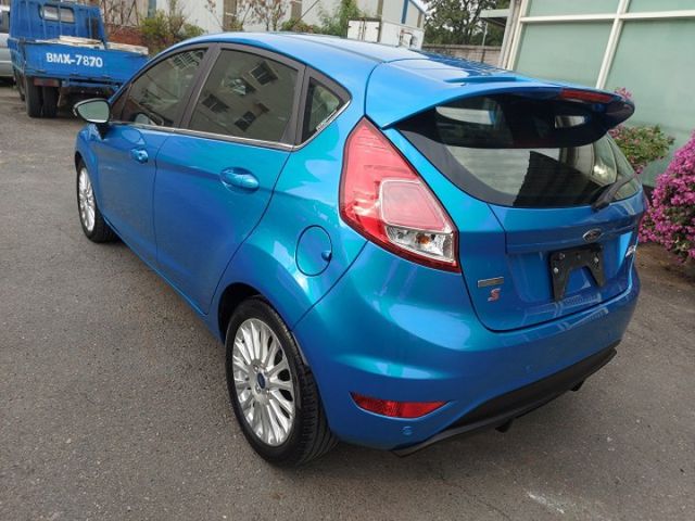 2017年福特 FIESTA S I-KEY 液晶螢幕 衛星導航 1.0 藍色  第20張相片