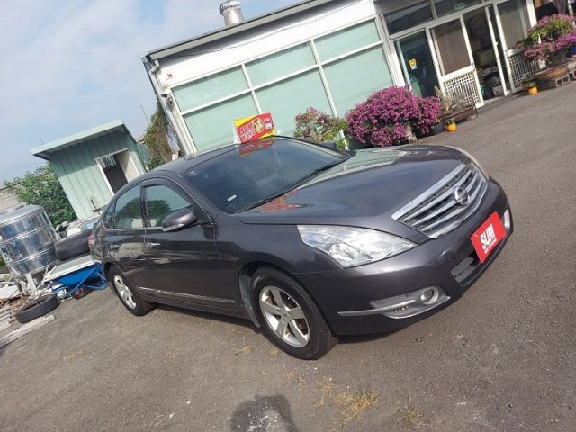 2010年日產 TEANA 2.0 I-KEY 定速 倒車雷達 倒車影像 深紫色  第3張相片