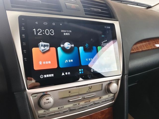 2010年TOYOTA CAMRY 2.0 黑色 衛星導航 倒雷 倒車顯影  第9張相片