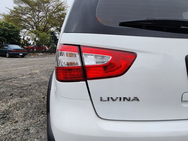 2018年日產 LIVINA 1.6 白色 倒雷 ISOFIX...  第16張相片