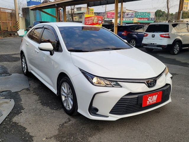 2022年TOYOTA ALTIS 1.8 白色 定速 ACC主動式巡航系統..  第3張相片
