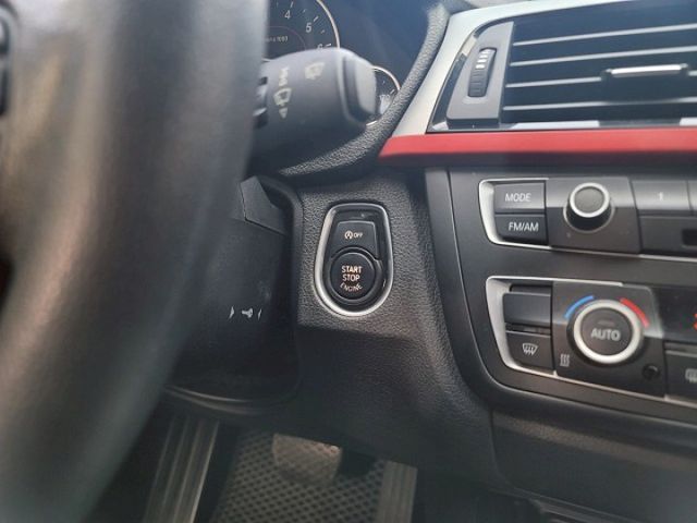 2014年BMW 320I 黑色 I-KEY 定速 電動椅 天窗...  第7張相片