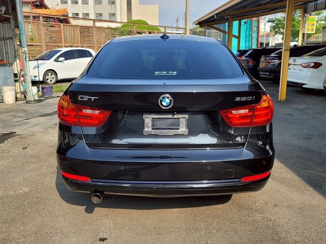 2014年BMW 320I 黑色 I-KEY 定速 電動椅 天窗...  第19張相片