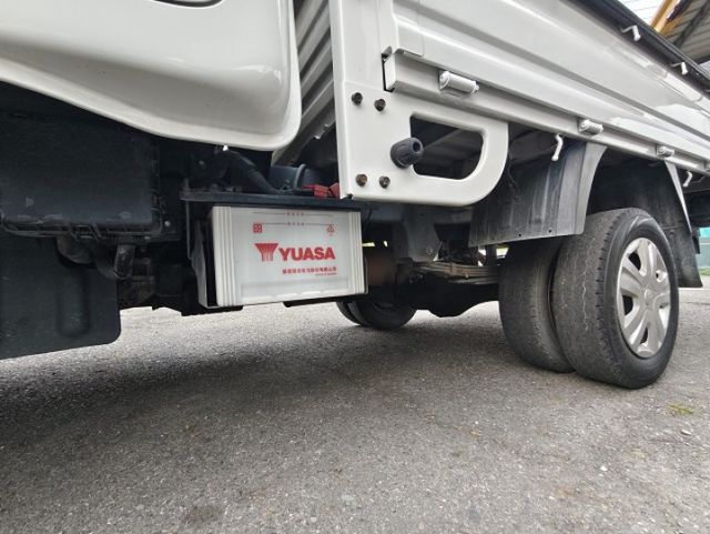 2019年KIA 卡旺 2.5 白色 雙廂昇降機 安卓系統 導航...  第13張相片