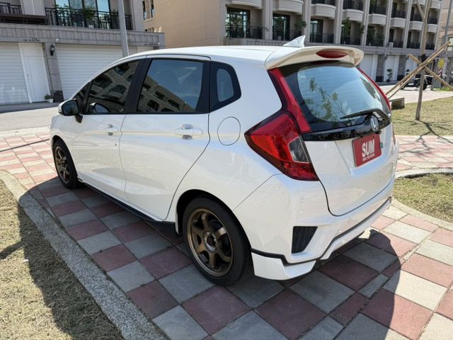 頂級S版 安卓機 電子後視鏡 高音喇叭 空力套件 漂亮好開  第3張相片