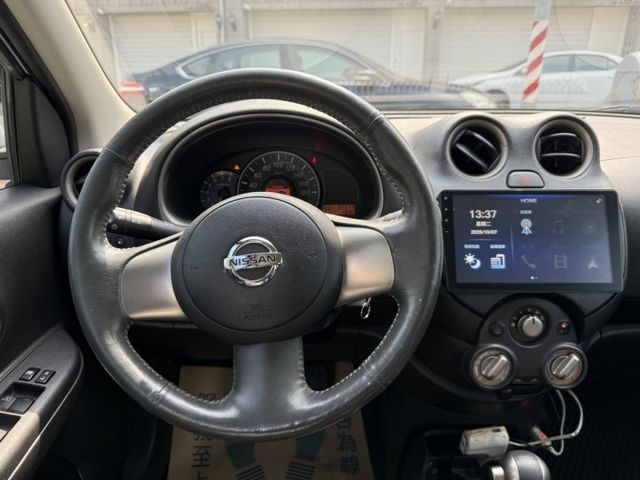 無敵通勤小車 安卓機 倒車顯影 僅跑8萬公里  第10張相片