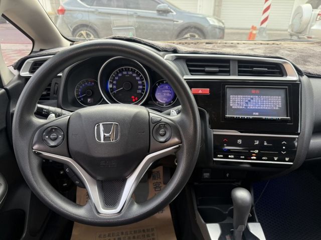 VTI-S版 定速 恆溫 倒車顯影 都會代步車  第10張相片