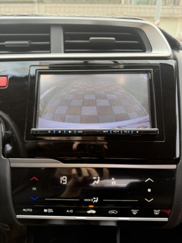 VTI-S版 定速 恆溫 倒車顯影 都會代步車  第11張相片