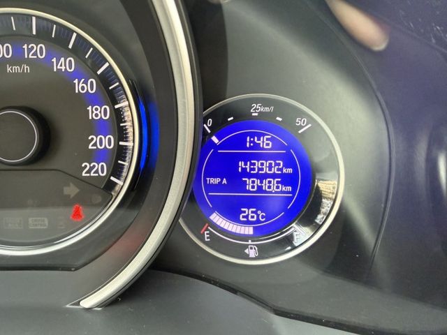 VTI-S版 定速 恆溫 倒車顯影 都會代步車  第12張相片