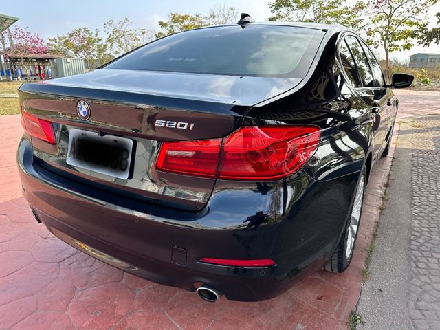 BMW寶馬 520I  第8張相片