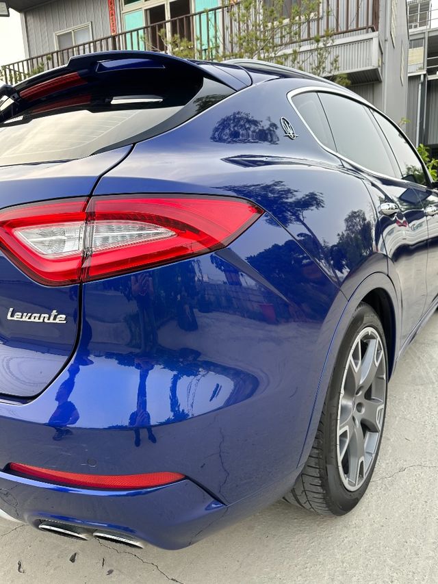 MASERATI瑪莎拉蒂 LEVANTE GRANSPORT  第8張相片
