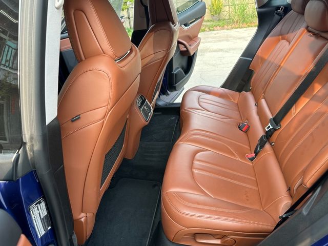 MASERATI瑪莎拉蒂 LEVANTE GRANSPORT  第11張相片
