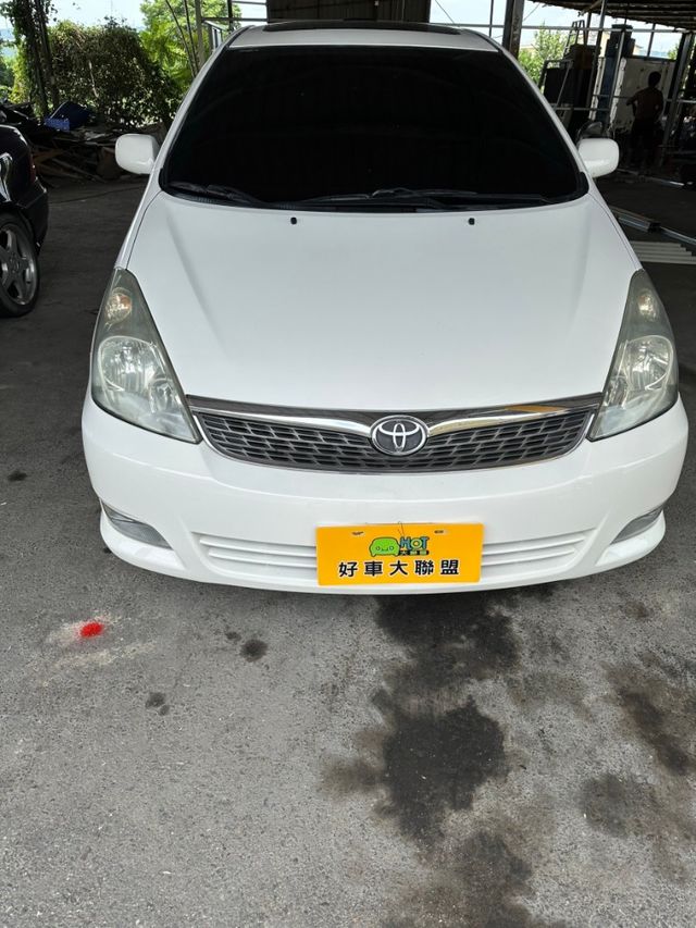 TOYOTA豐田 WISH  第3張相片
