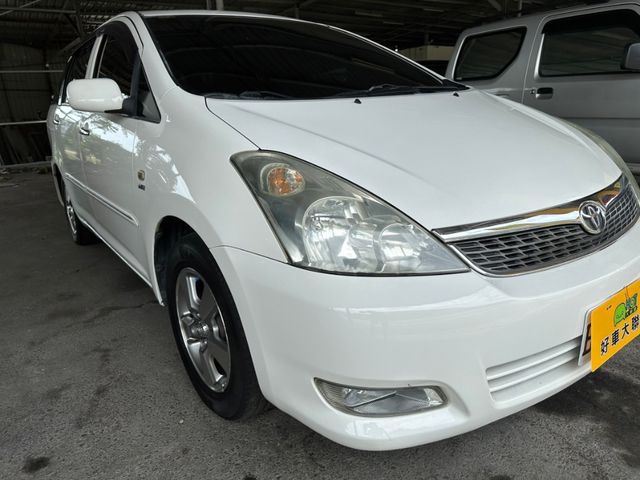 TOYOTA豐田 WISH  第5張相片