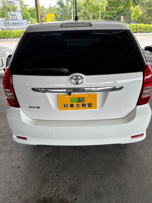 TOYOTA豐田 WISH  第15張相片