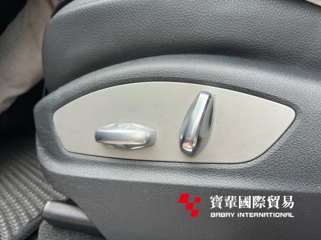 PORSCHE保時捷 MACAN  第12張相片
