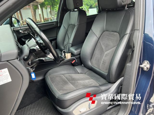 PORSCHE保時捷 MACAN  第13張相片
