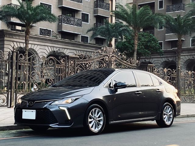 TOYOTA豐田 ALTIS  第1張相片