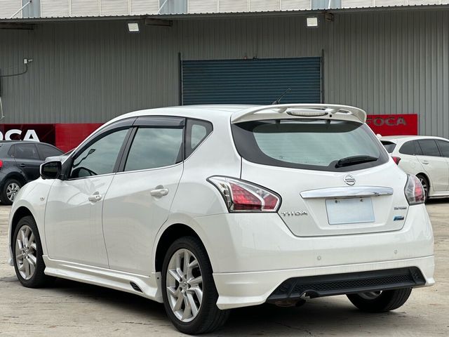 NISSAN日產 TIIDA  第2張相片