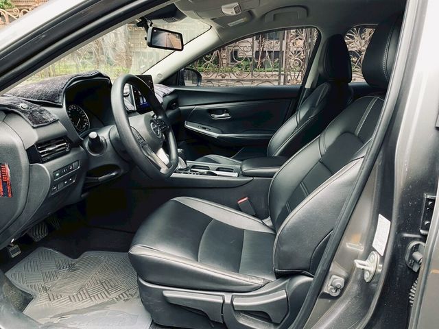 NISSAN日產 SENTRA  第4張相片