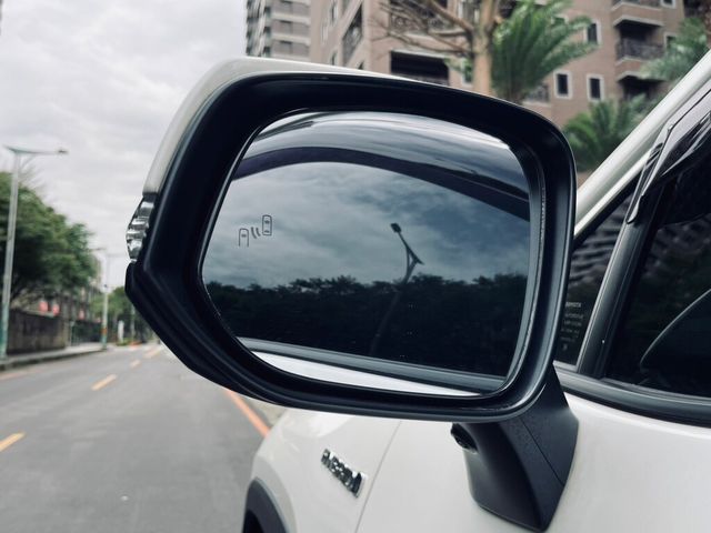 TOYOTA豐田 RAV4  第4張相片