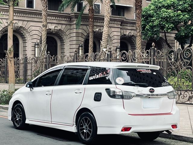 TOYOTA豐田 WISH  第2張相片