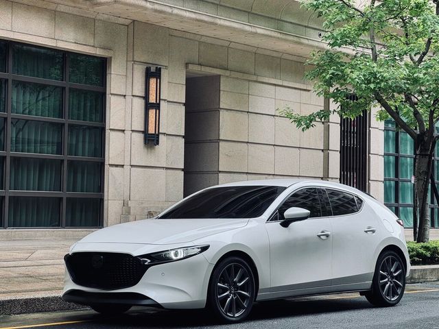 MAZDA馬自達 MAZDA 3  第1張相片