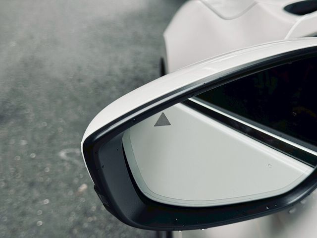 MAZDA馬自達 MAZDA 3  第4張相片