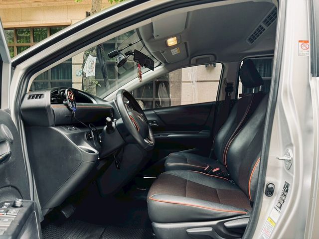 TOYOTA豐田 SIENTA  第3張相片