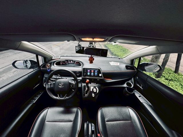 TOYOTA豐田 SIENTA  第6張相片