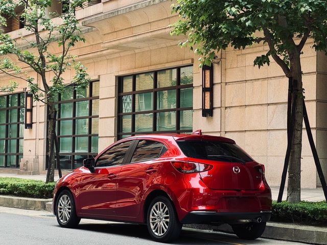 MAZDA馬自達 MAZDA 2  第2張相片