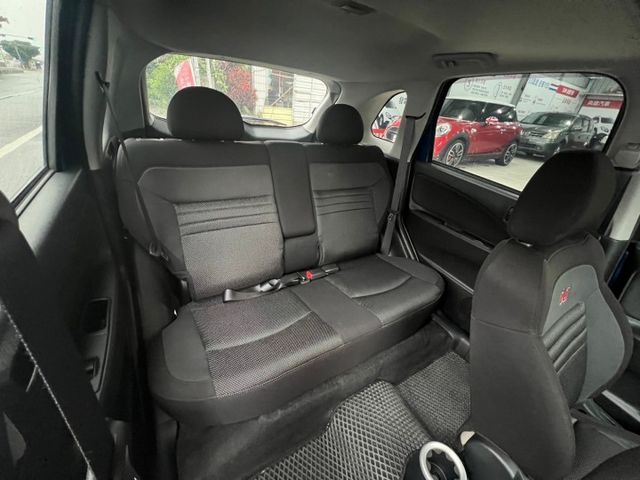 捷勁汽車_小可io版本-原版件-氣氛極優-享保固  第7張相片