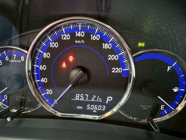 捷勁汽車-省油-內裝氣氛優-代步車首選-可全額分期-可保固升級-  第9張相片