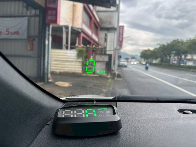 捷勁汽車-省油-內裝氣氛優-代步車首選-可全額分期-可保固升級-  第15張相片