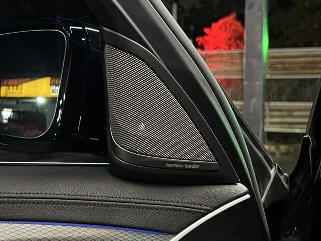 BMW寶馬 520I  第8張相片