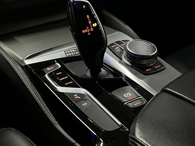 BMW寶馬 520I  第11張相片