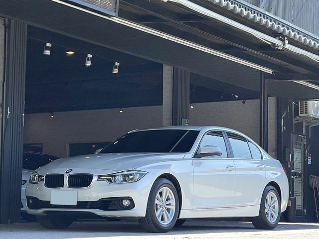 BMW寶馬 318I LUXURY  第1張相片