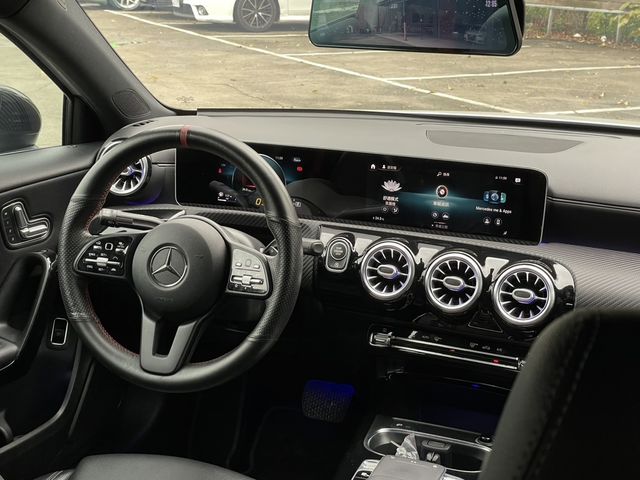 M-BENZ賓士 A180  第5張相片