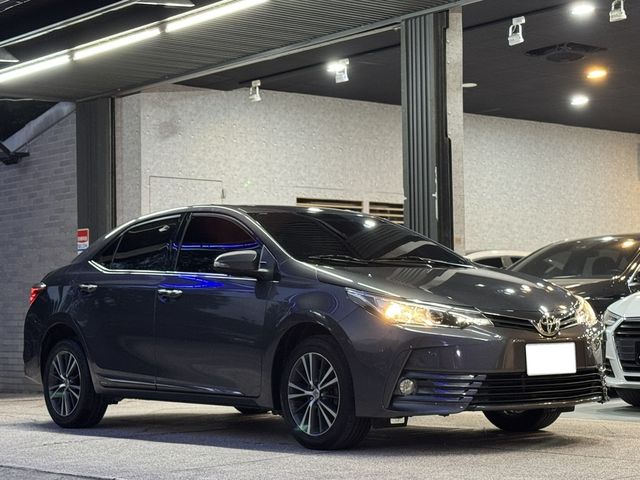 TOYOTA豐田 ALTIS  第1張相片