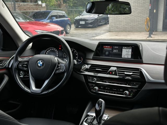 BMW寶馬 520I  第5張相片